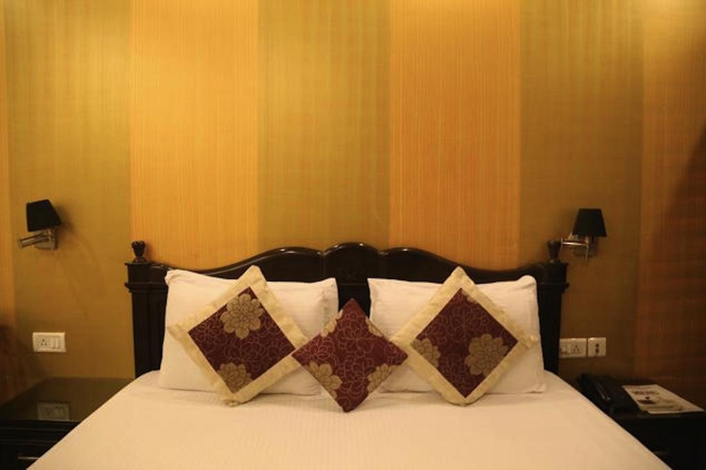 Hotel Universe Inn New Delhi Ngoại thất bức ảnh