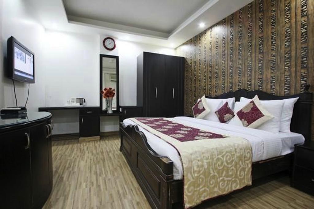 Hotel Universe Inn New Delhi Phòng bức ảnh